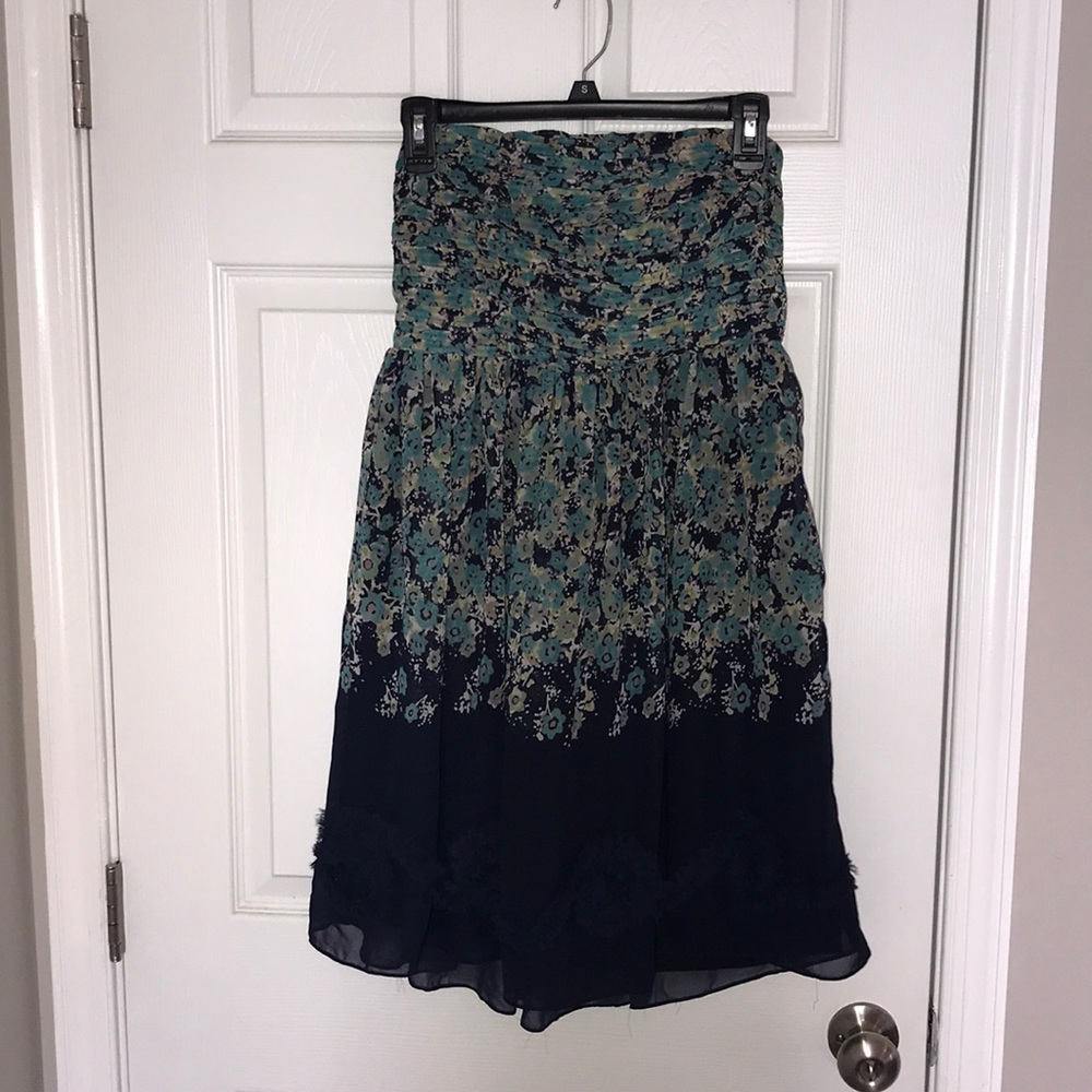 Strapless dress